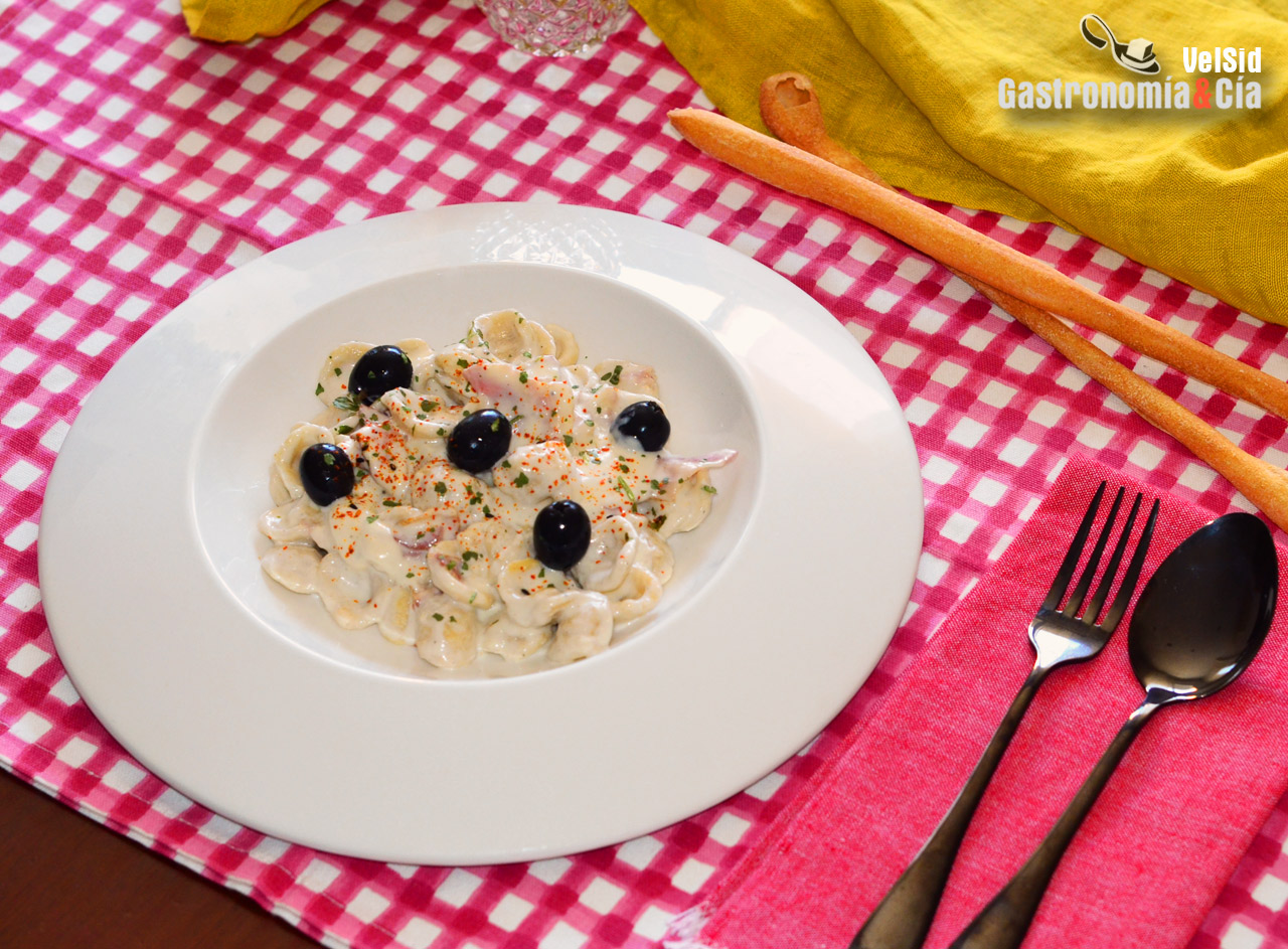 Orecchiette con panceta y gorgonzola