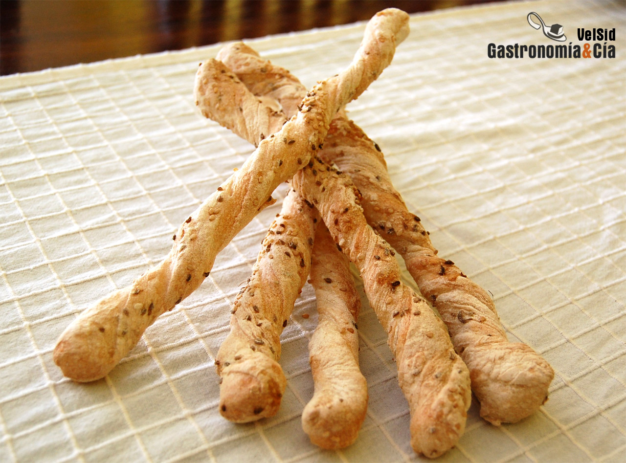 Palitos de pan con sésamo y anís