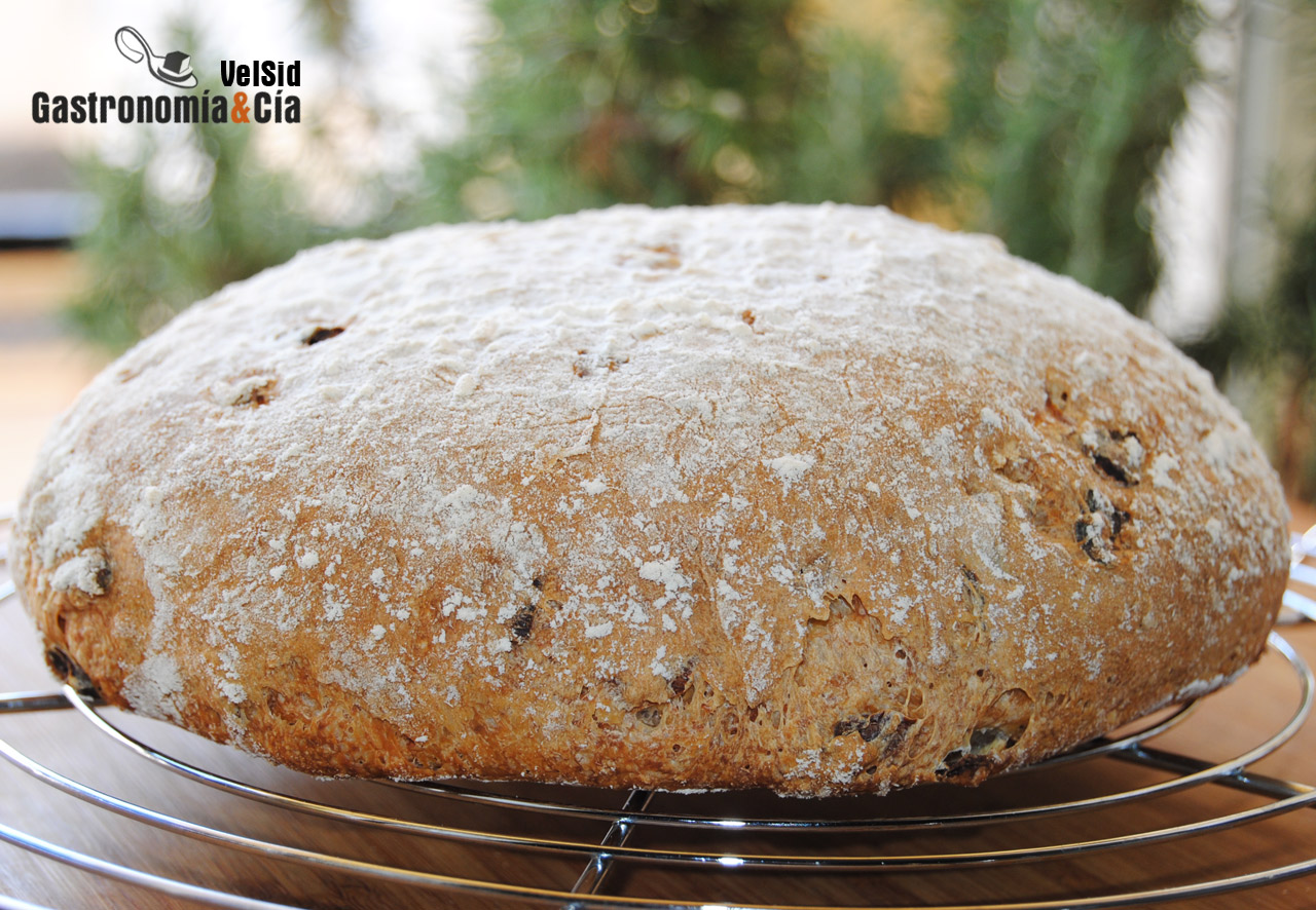 Pan de cebolla y laurel