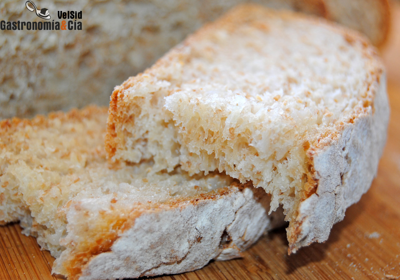Pan de cebolla y laurel