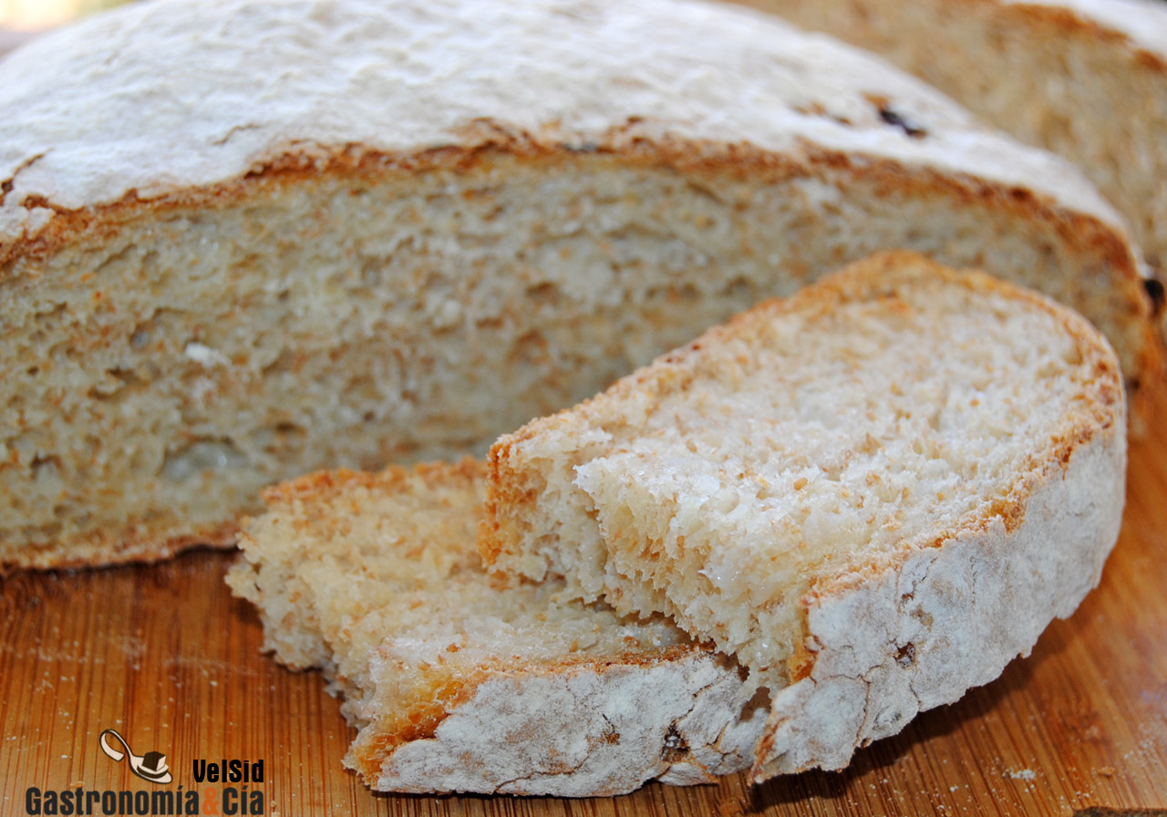 Pan de cebolla y laurel