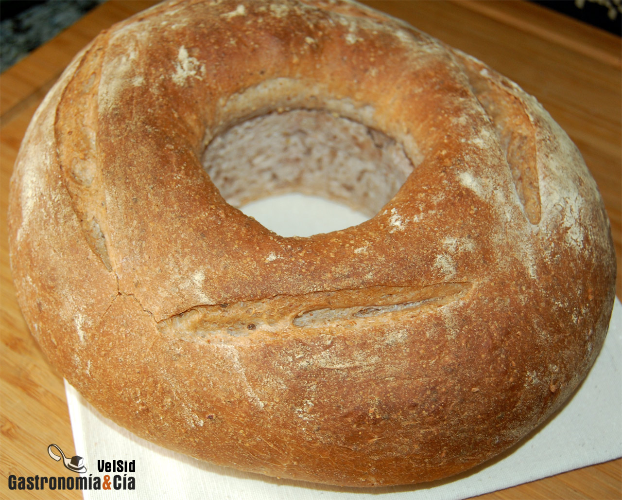 Pan de centeno y nueces