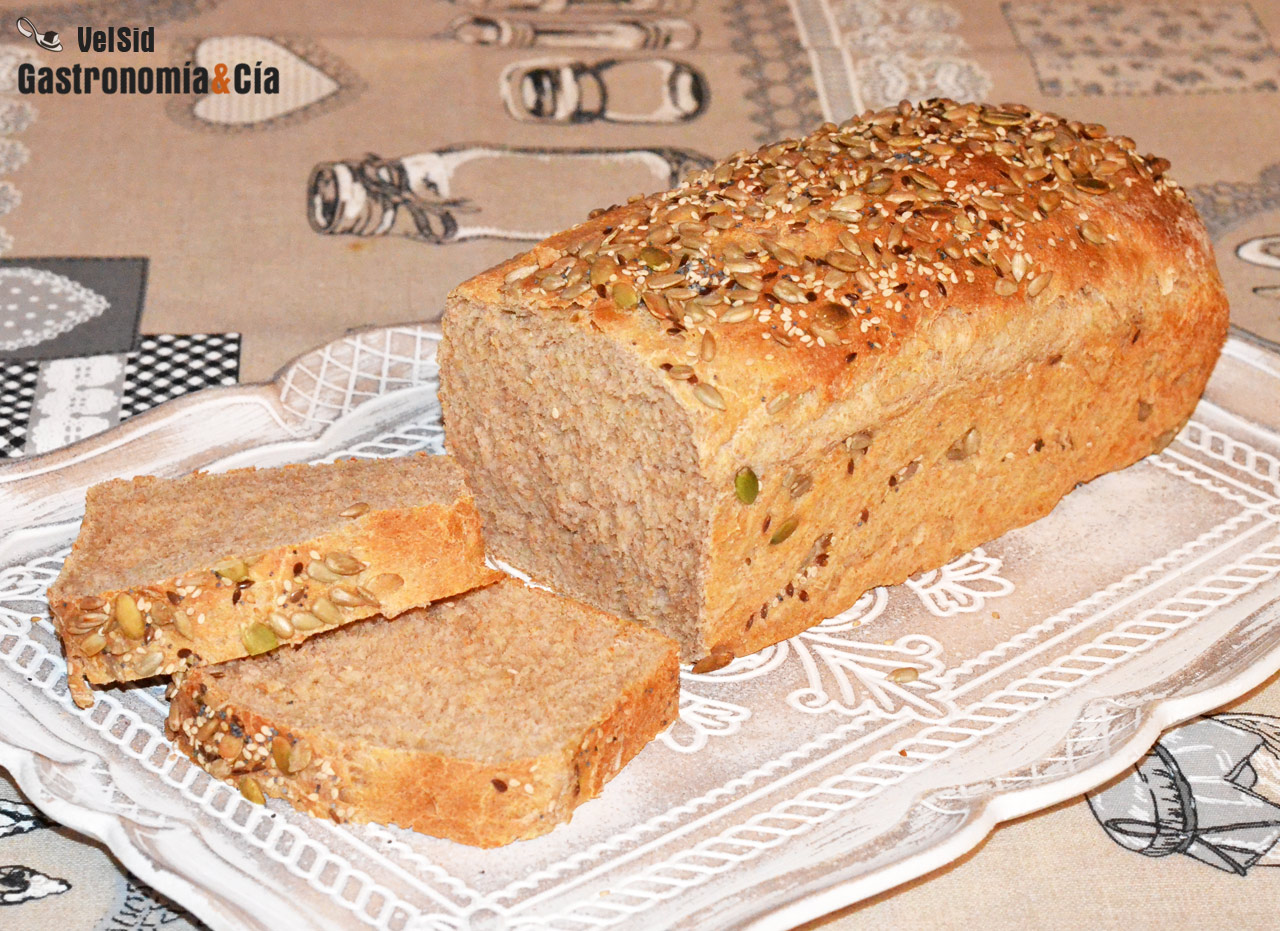 Pan de molde de espelta y leche fermentada