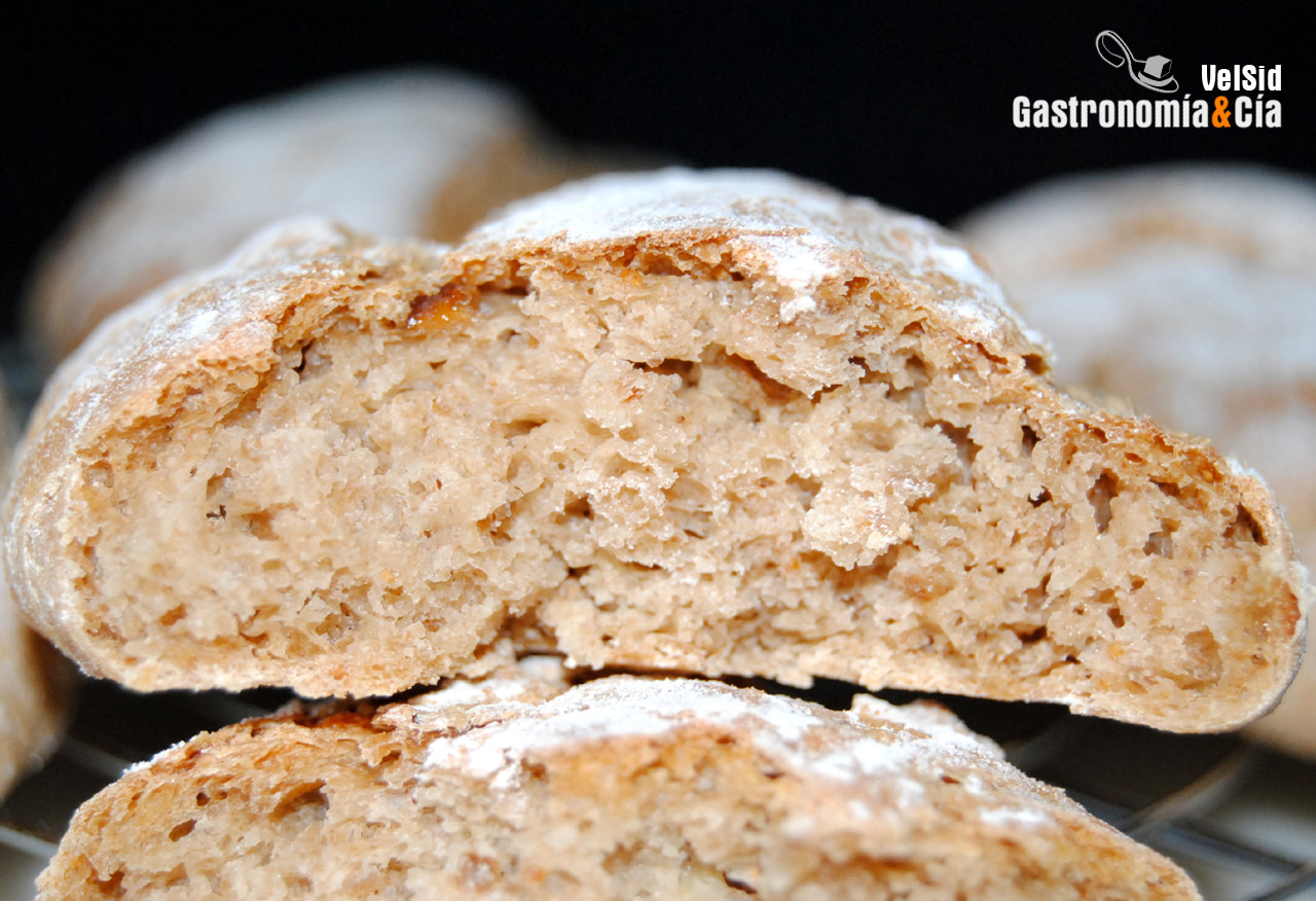 Pan de higos y manzana
