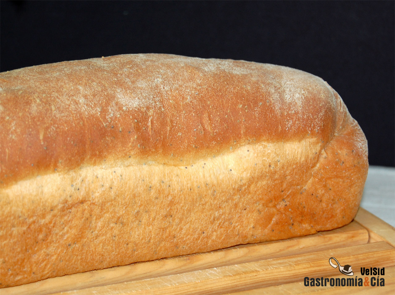 Pan de molde con semillas de amapola