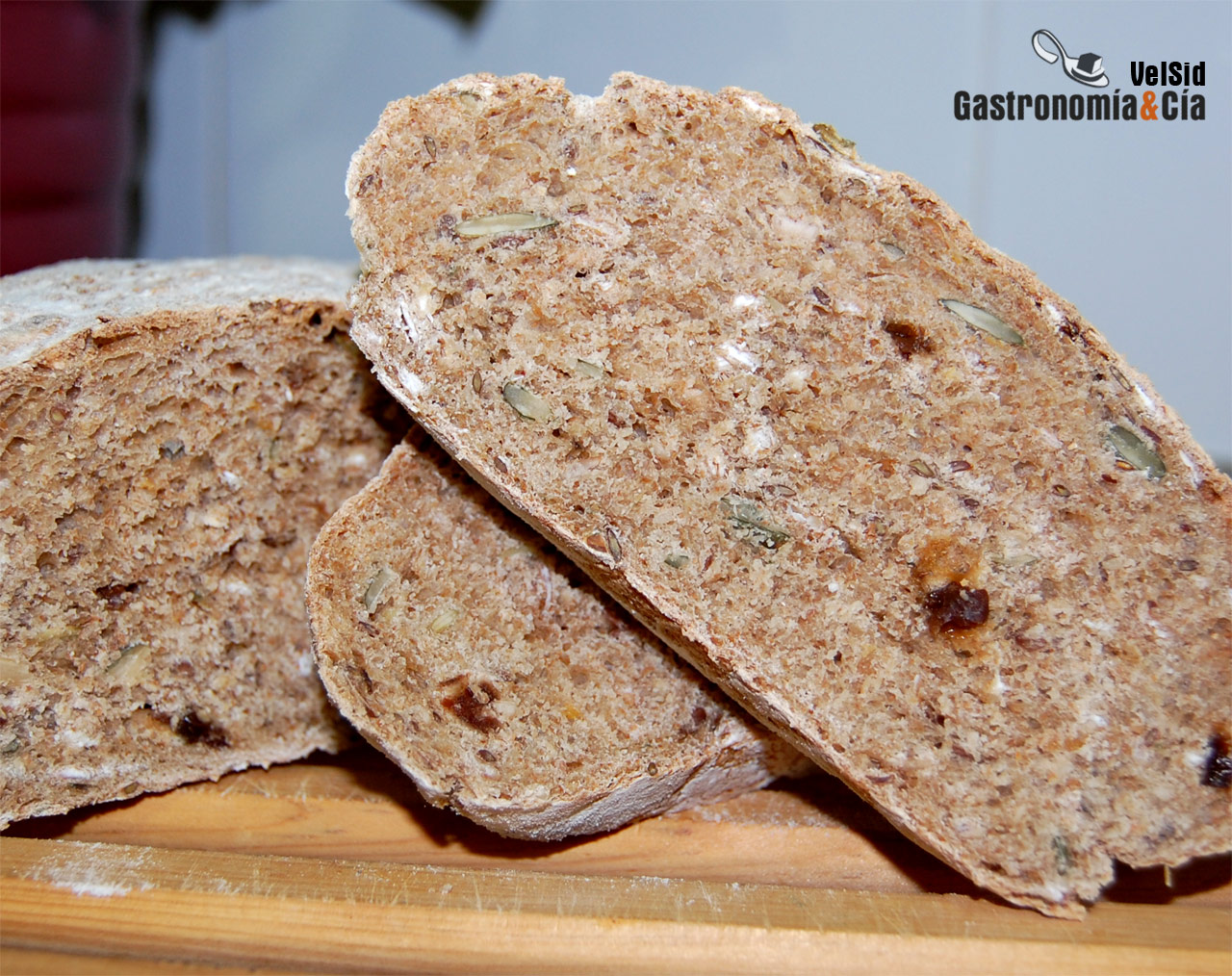 Pan integral con muesli