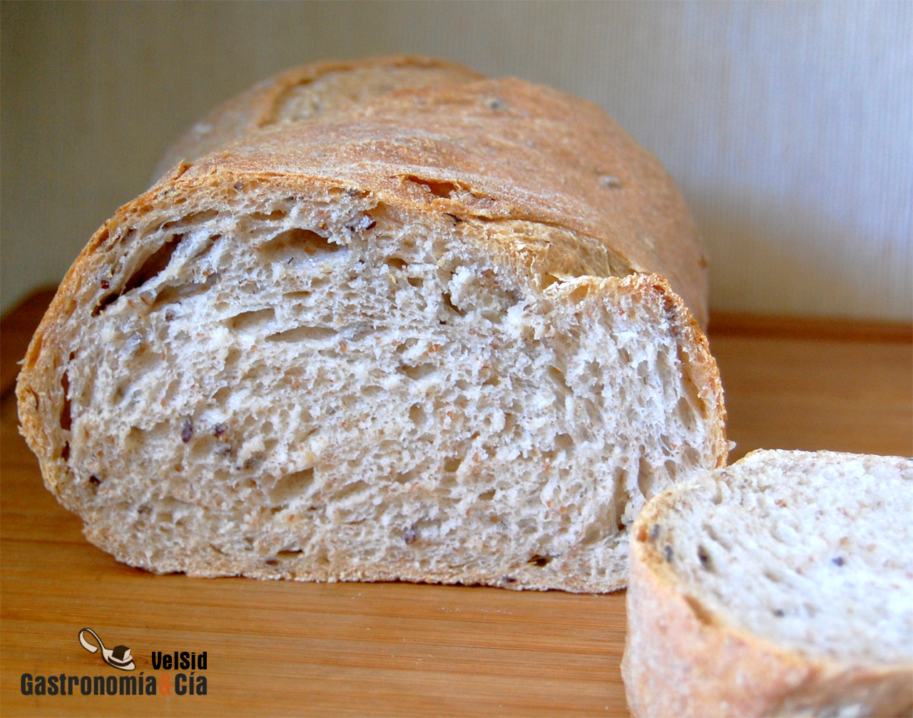 Pan rústico con linaza