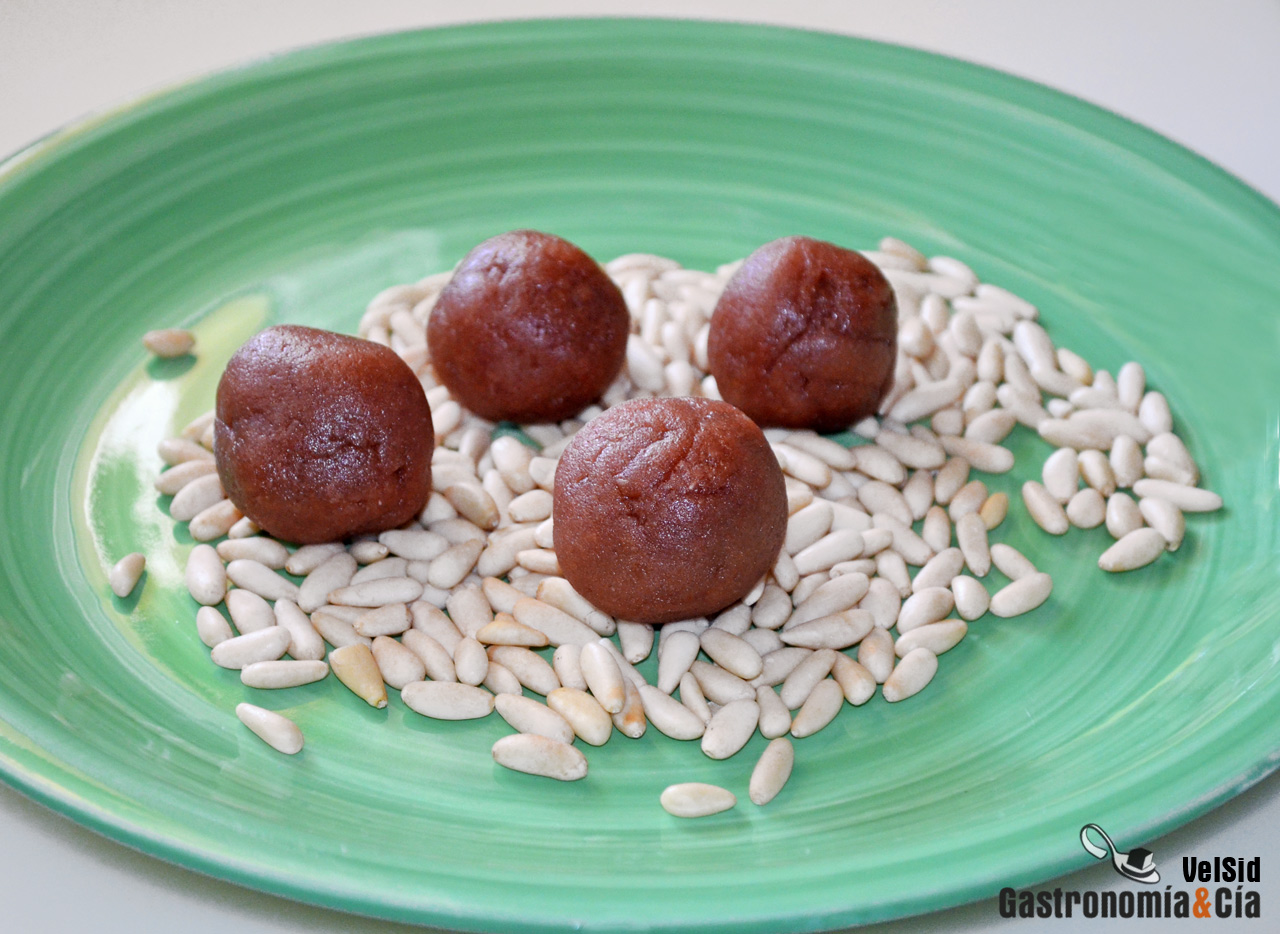 Receta de panellets de piñones sin azúcar