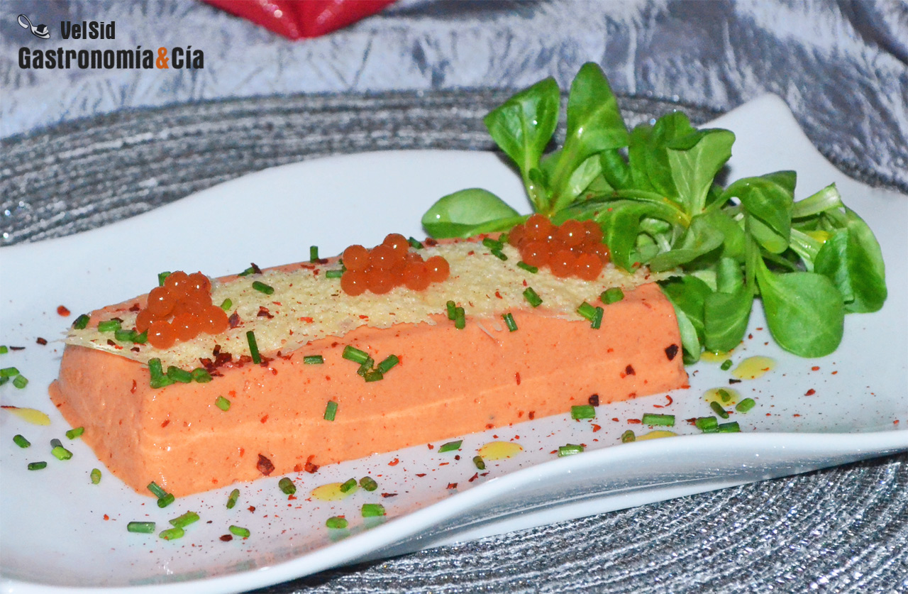 Panna Cotta de pimientos asados con crujiente de queso