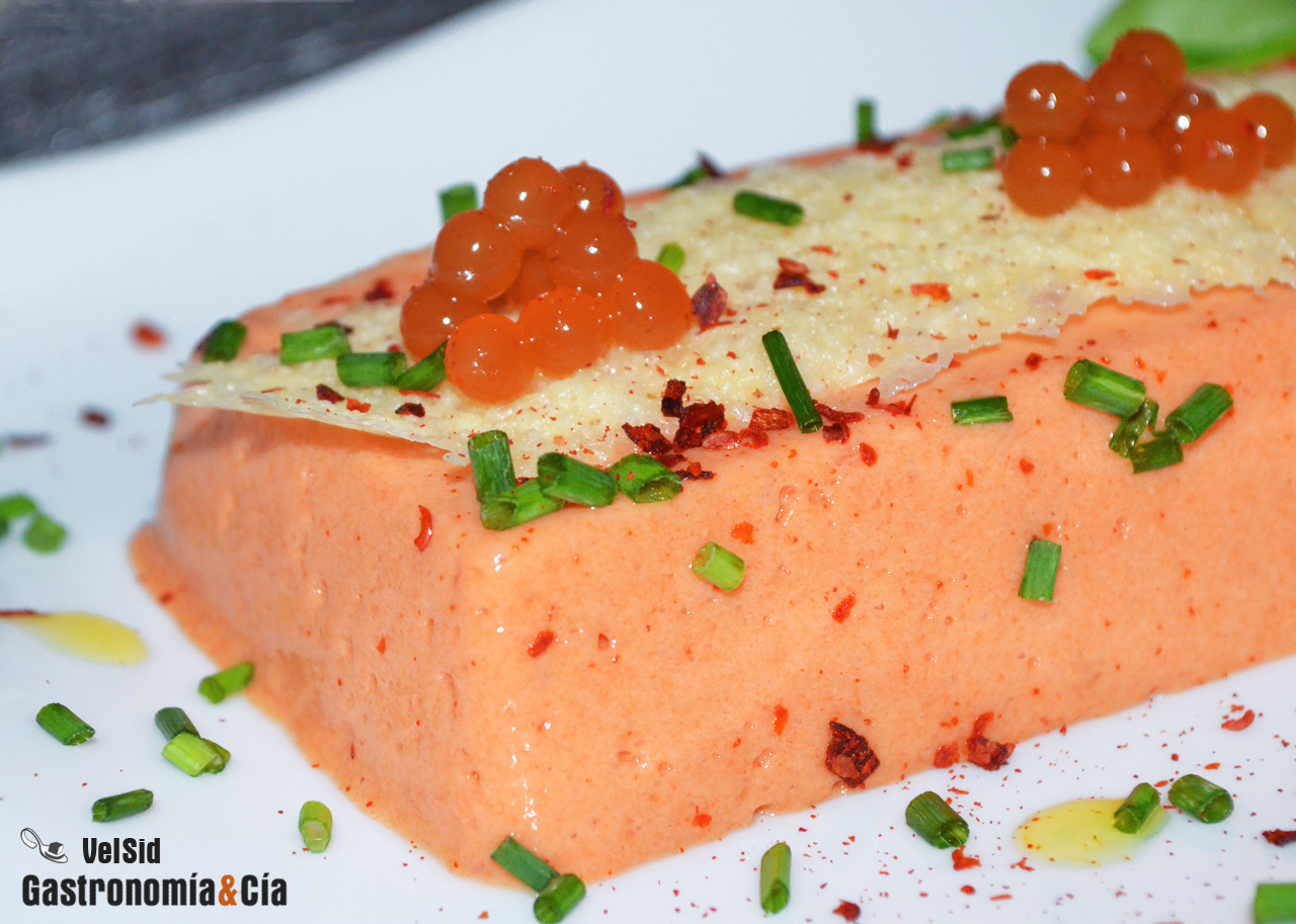 Panna Cotta de pimientos asados con crujiente de queso