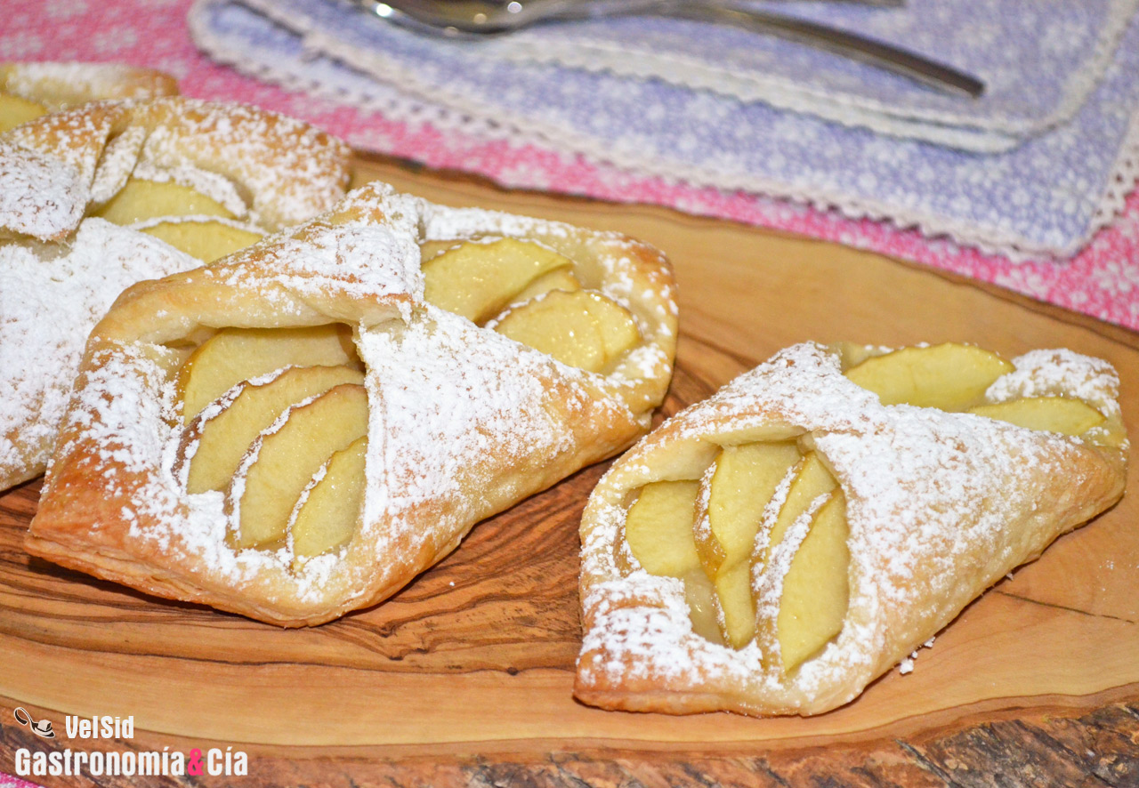Pañuelos de hojaldre con manzana