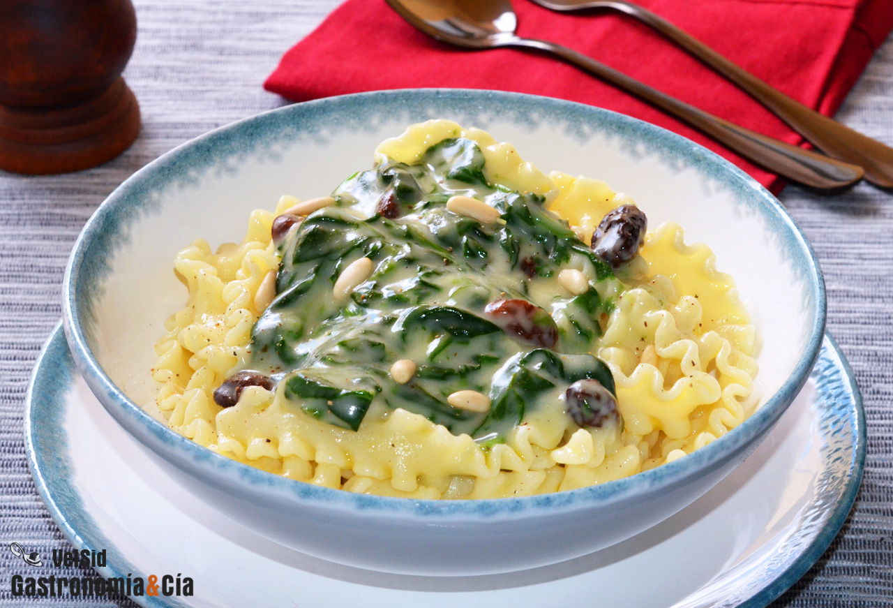 Pasta mafalda con bechamel de espinacas
