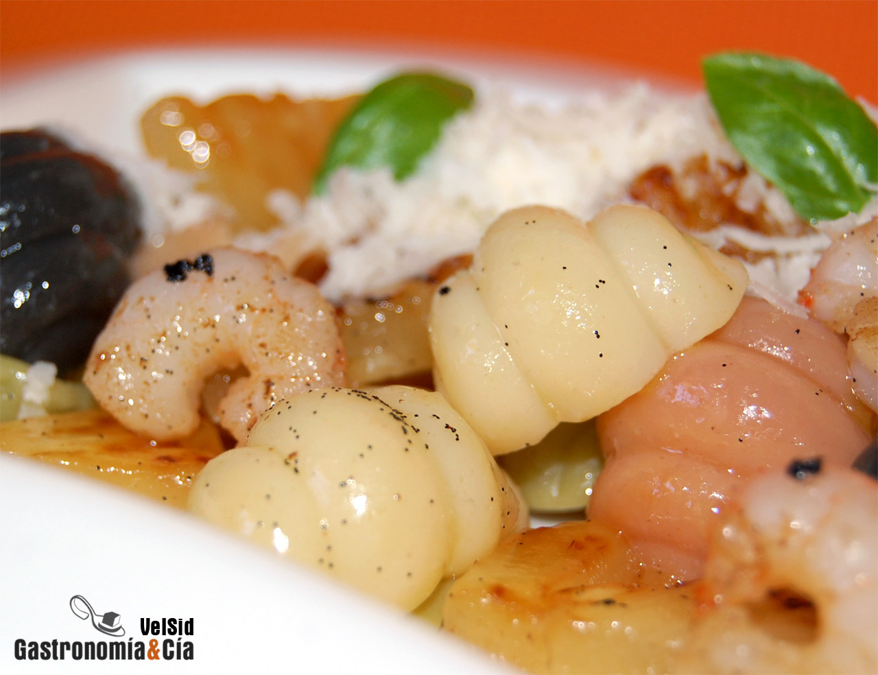 Pasta con vainilla y parmesano