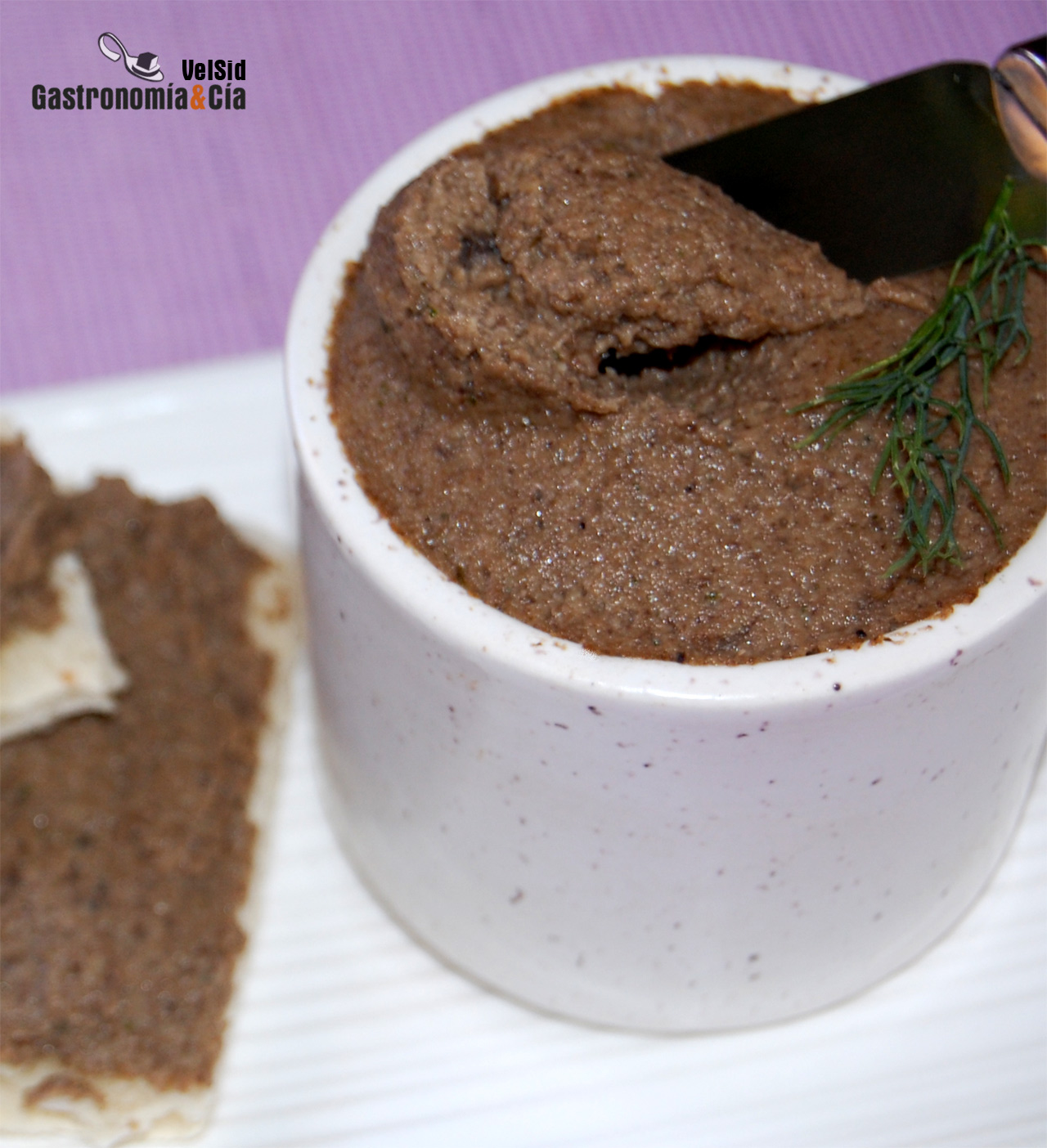 Paté de champiñones al Oporto