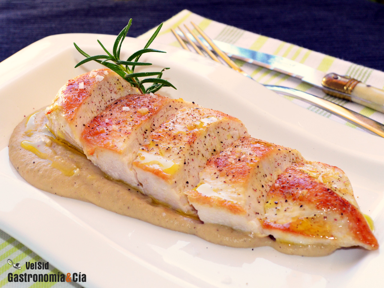 pechuga salsa chirivia rom1