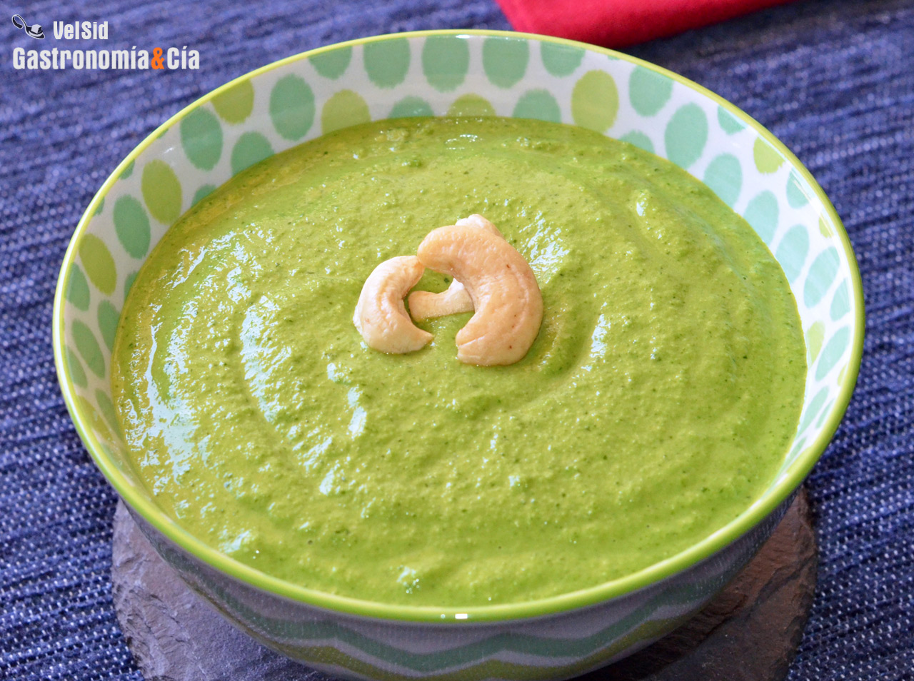 Pesto de espinacas y anacardos