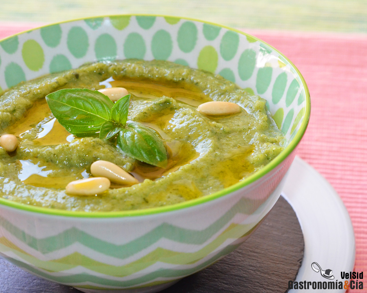 Pesto de brócoli, una salsa tan rica como la tradiciona