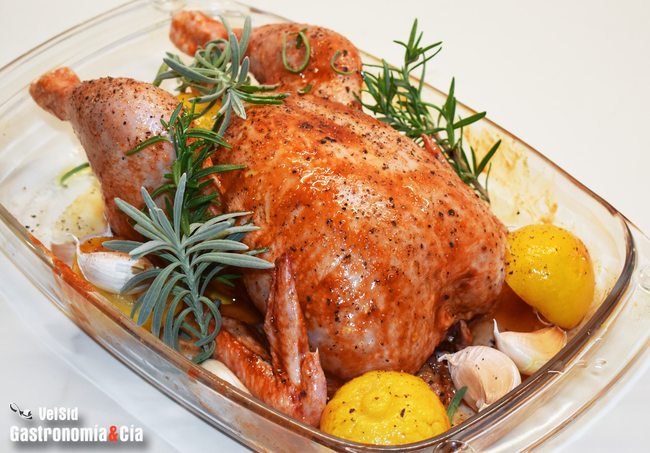 Picantón asado con gochu jang y limón