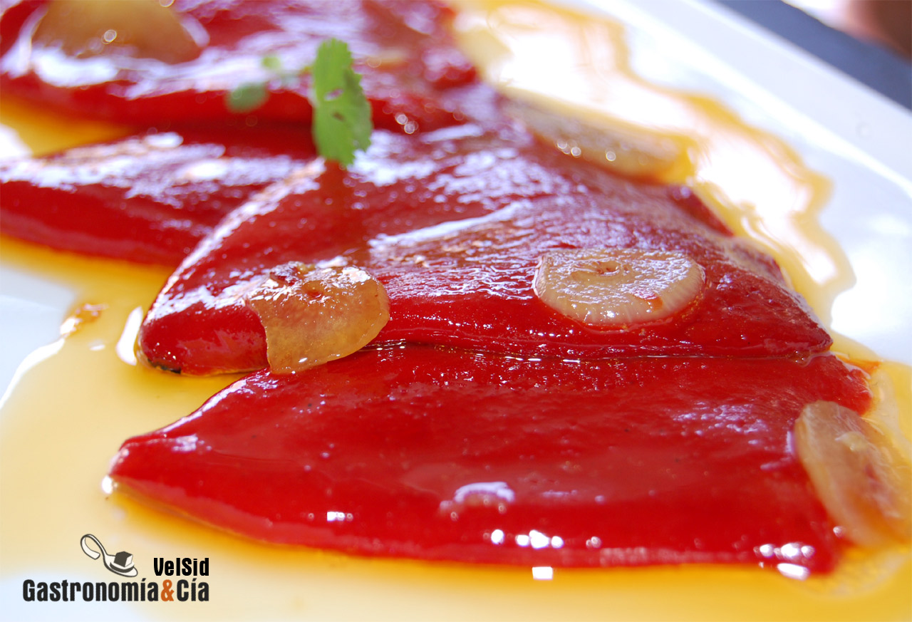 Pimientos del piquillo confitados