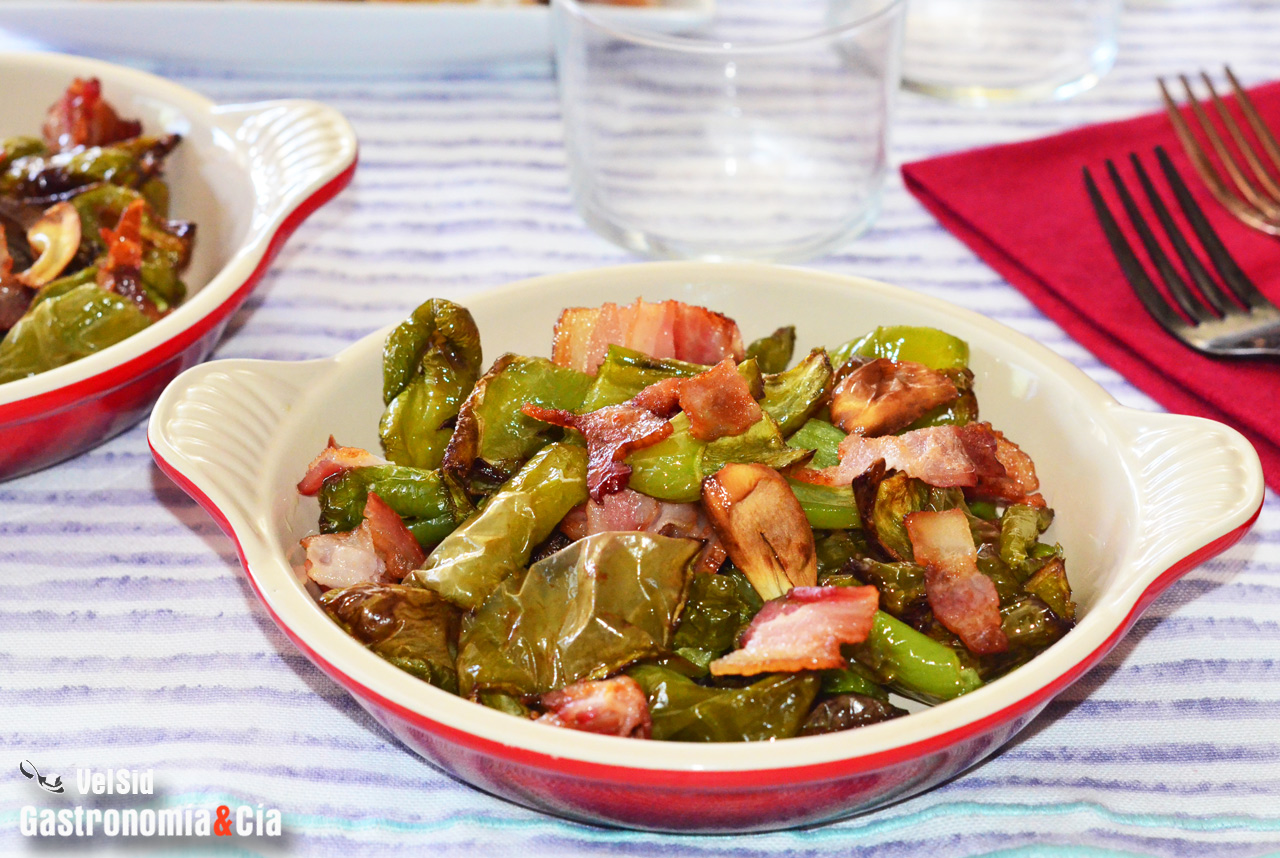 Pimientos verdes con bacon ahumado
