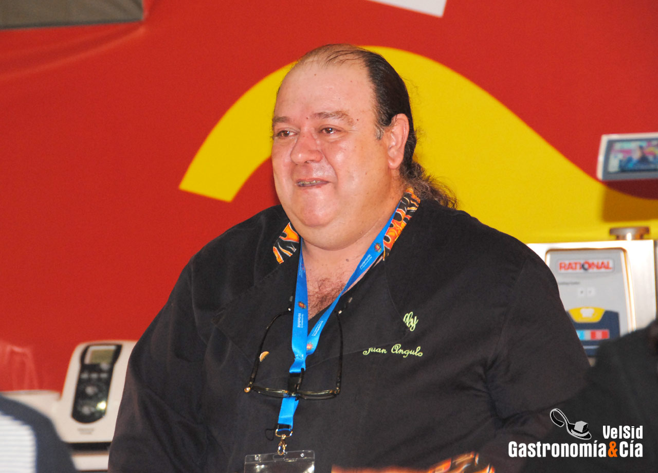 Juan Angulo, Restaurante Melly (Somo)