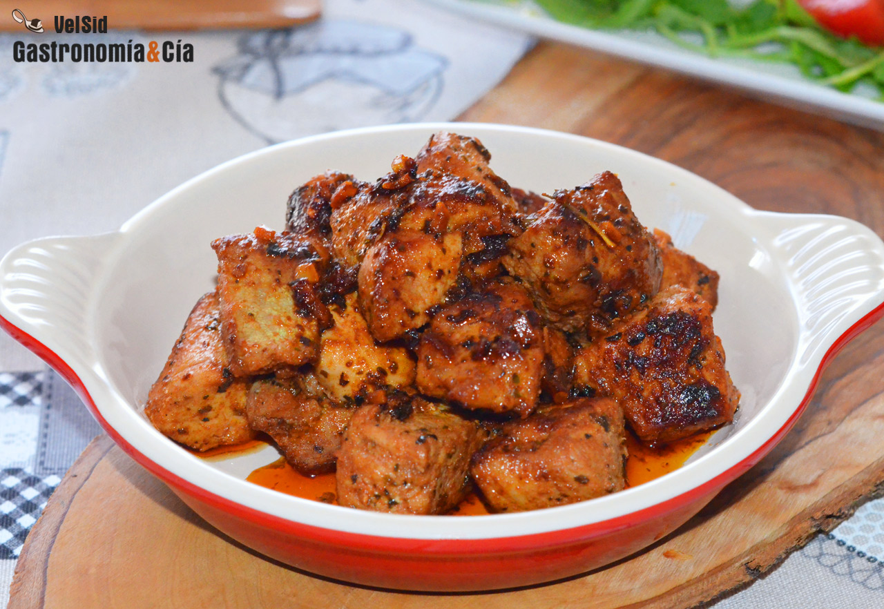 Cómo hacer pinchos de cerdo en adobo, receta muy fácil 