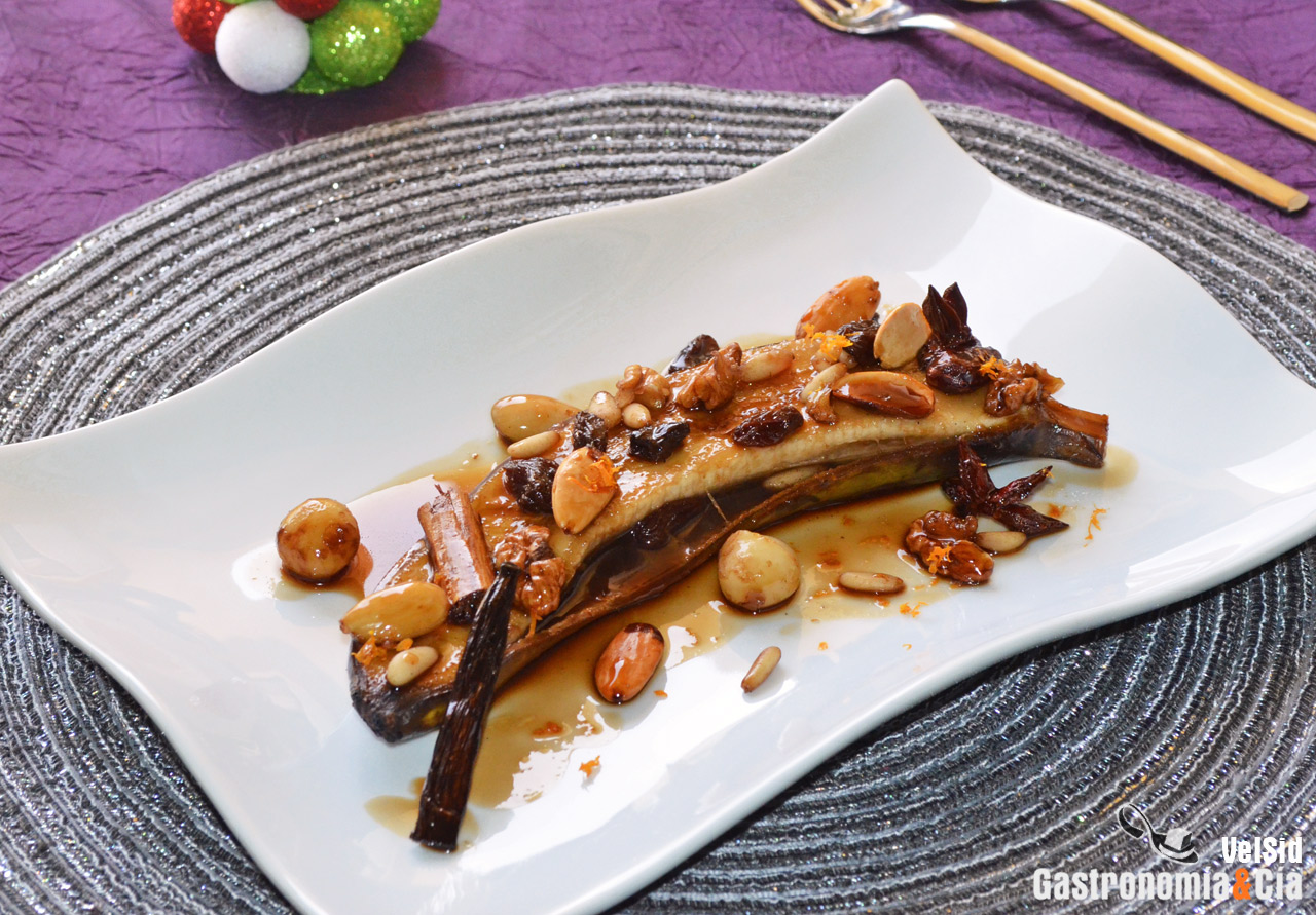 Plátano con Ponche y frutos secos