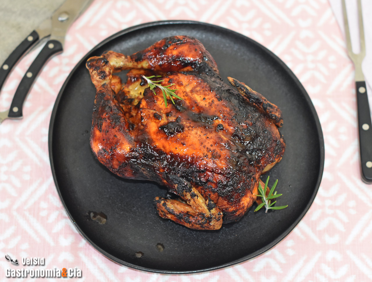 Pollo asado con salsa barbacoa