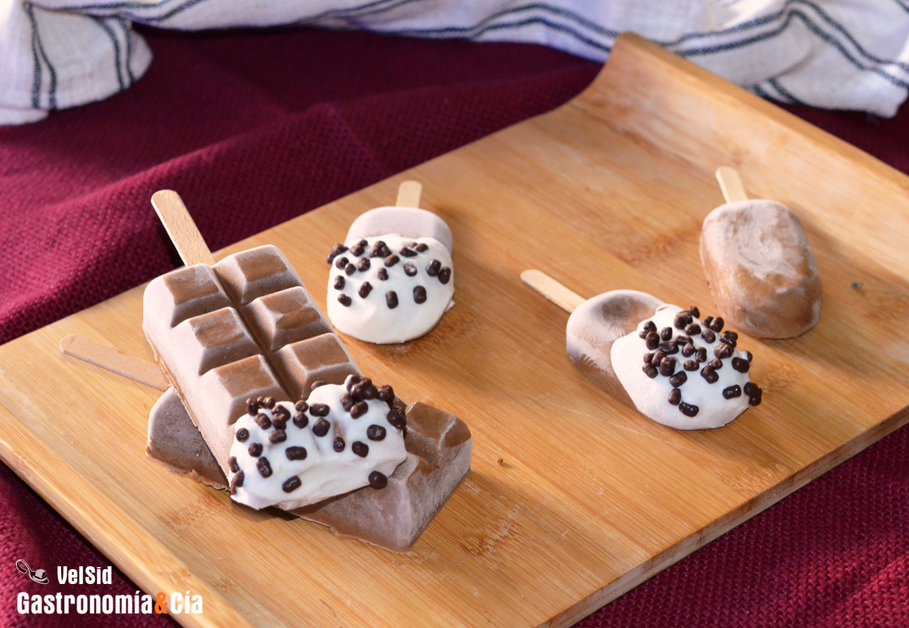 Polos de plátano, avellana y algarroba