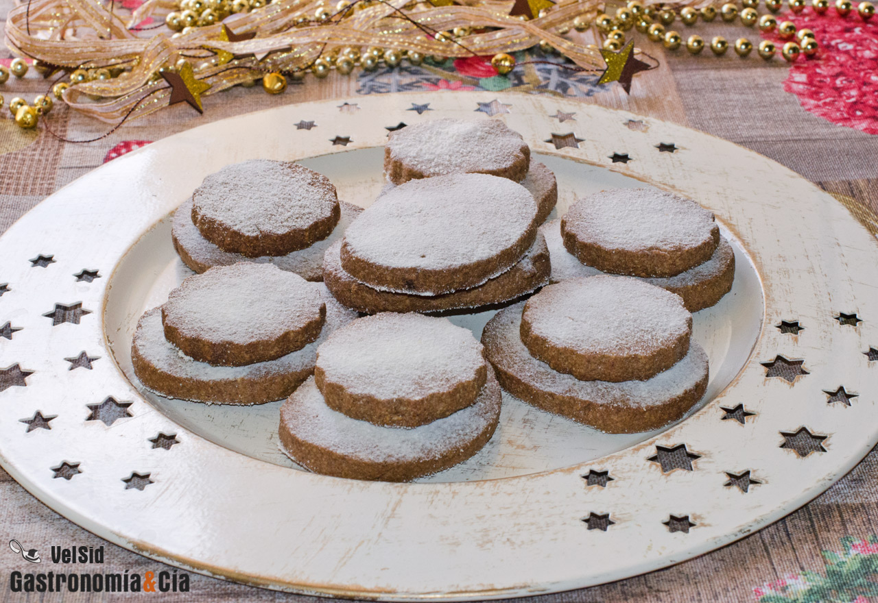 Polvorones de almendra y avena