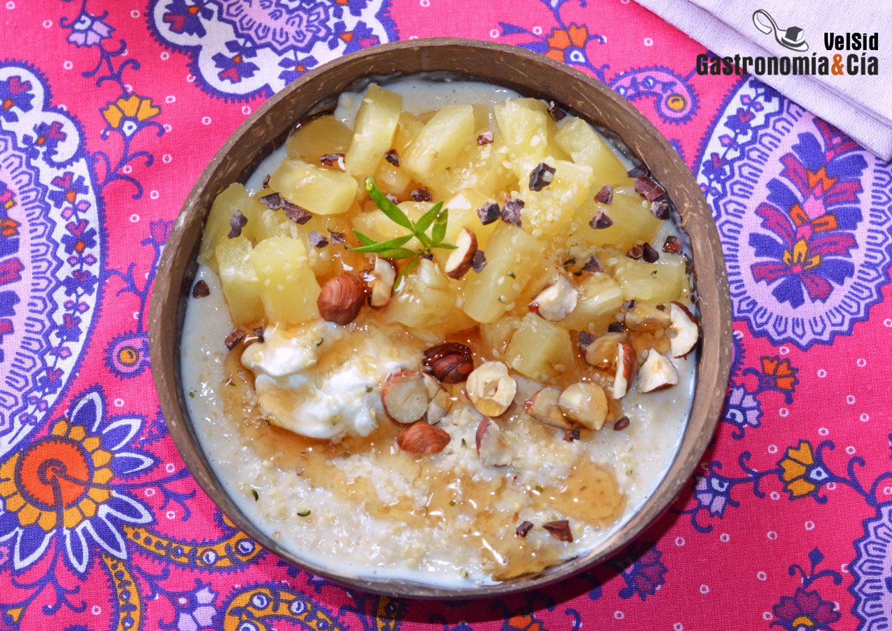 Porridge con piña y jengibre