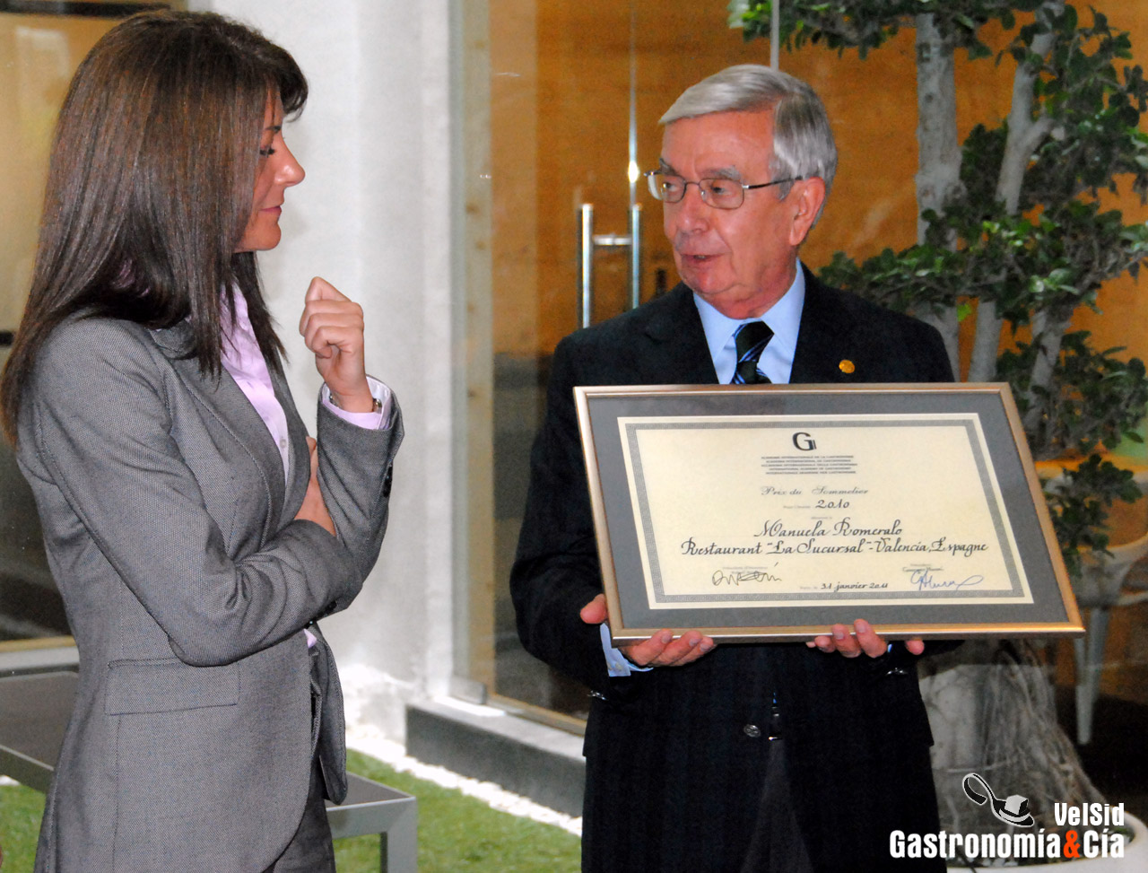 Entrega del Prix du Sommelier a Manuela Romeralo