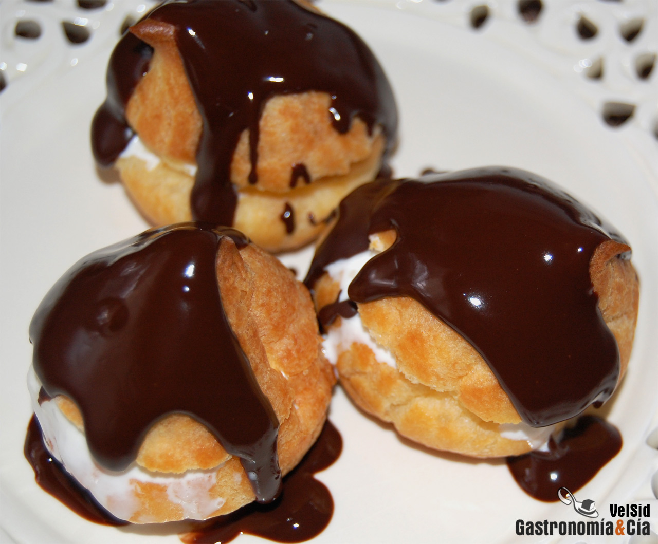 Profiteroles