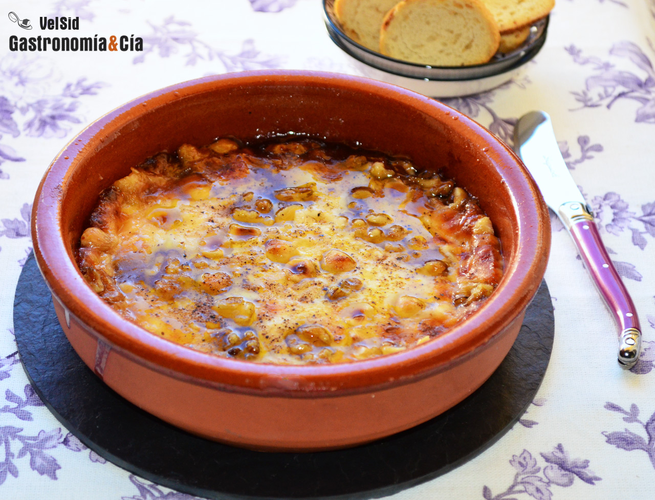 Provolone con mermelada de higos y frutos secos