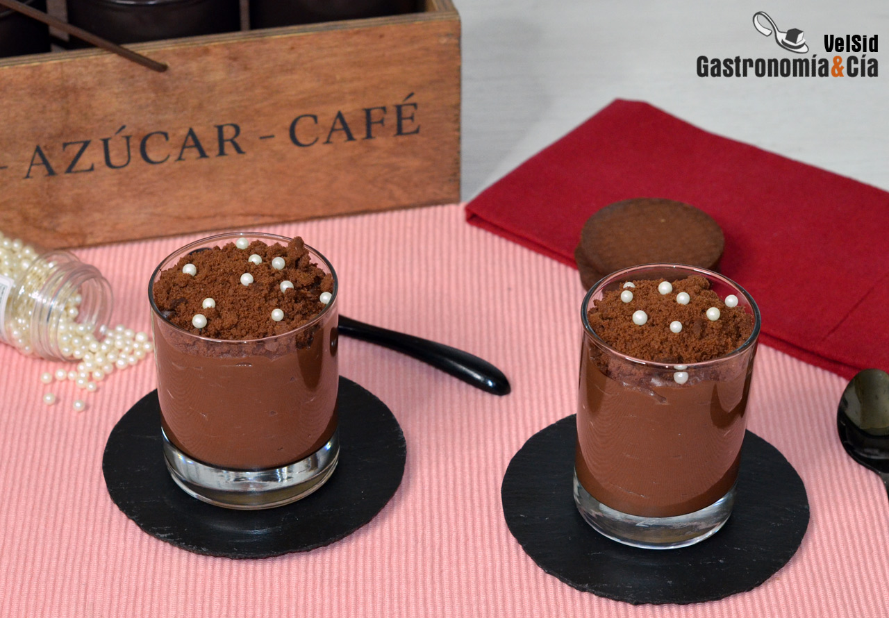 Pudin de chocolate, café y whisky