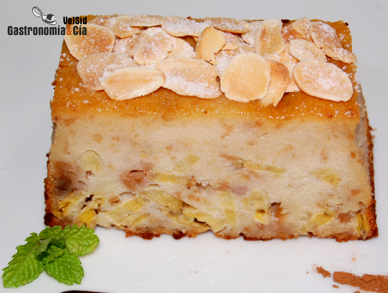 Pudin de plátano y nueces