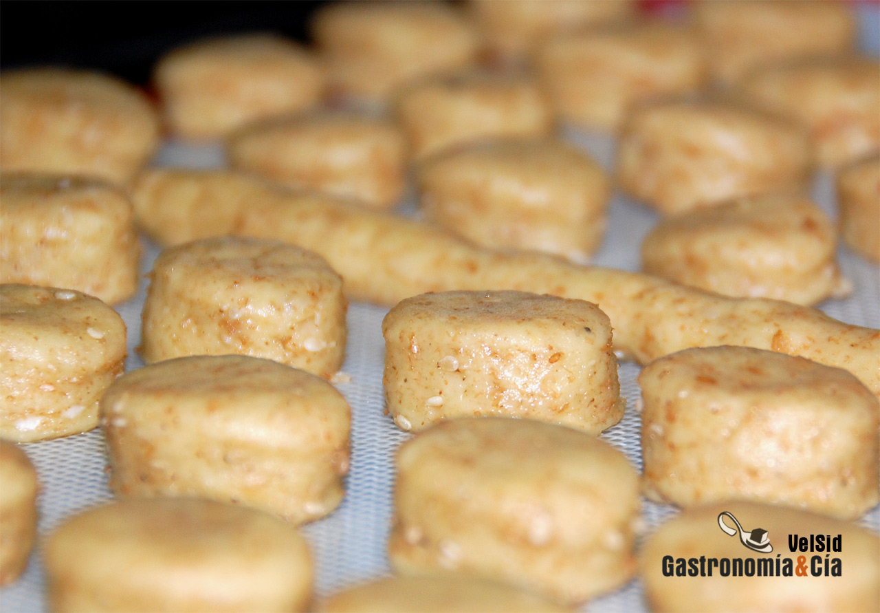 Quelitas integrales con sésamo