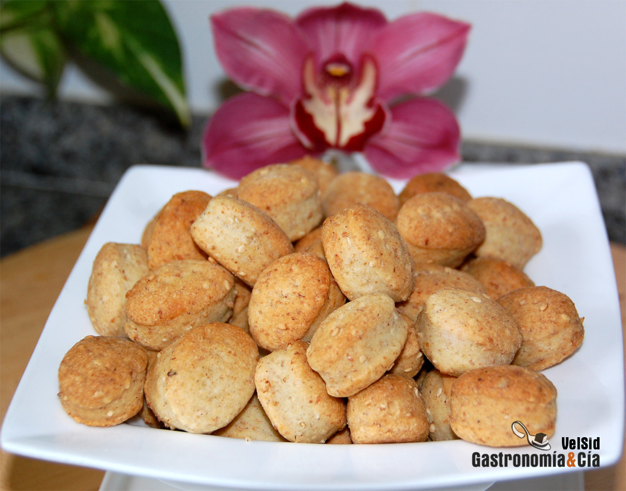 Quelitas integrales con sésamo