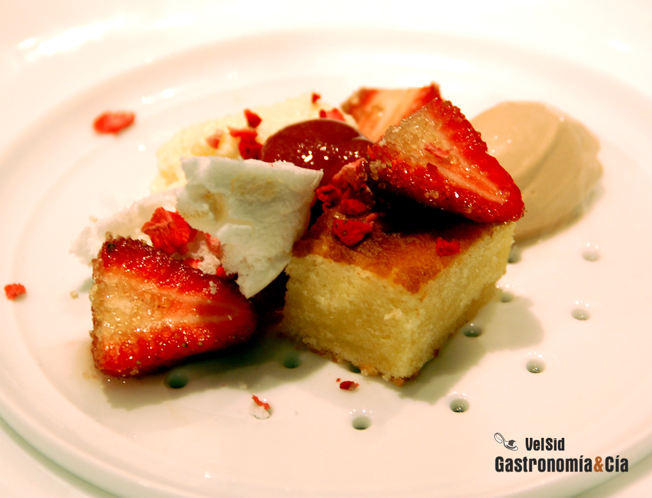 Fresones Lyo con vapor de rosas