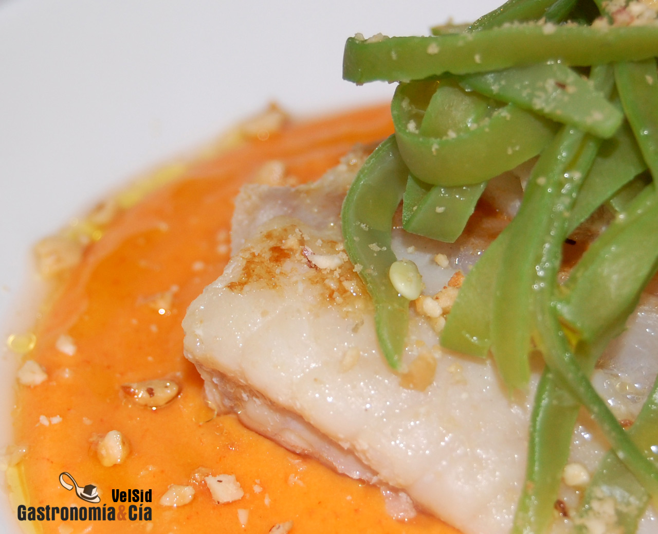 Rape con parmentier de piquillos