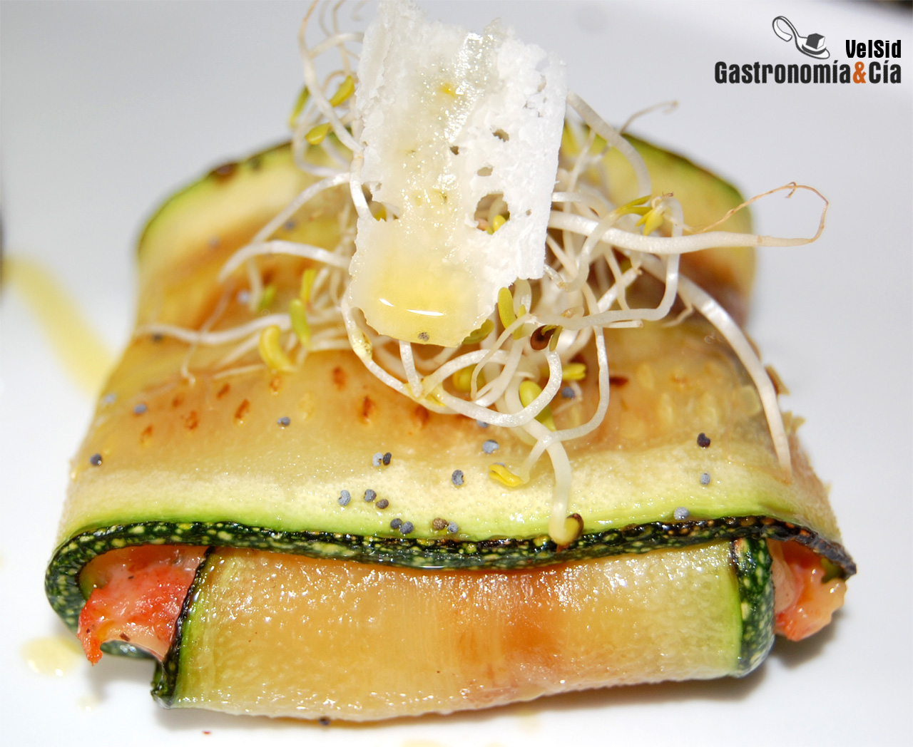 Raviolis de calabacín y longaniza fresca con hummus