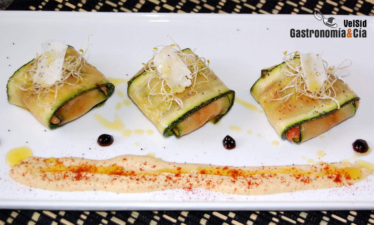 Raviolis de calabacín y longaniza fresca con hummus