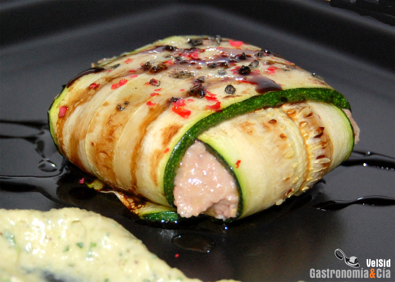 Ravioli de calabacín relleno de setas y foie gras