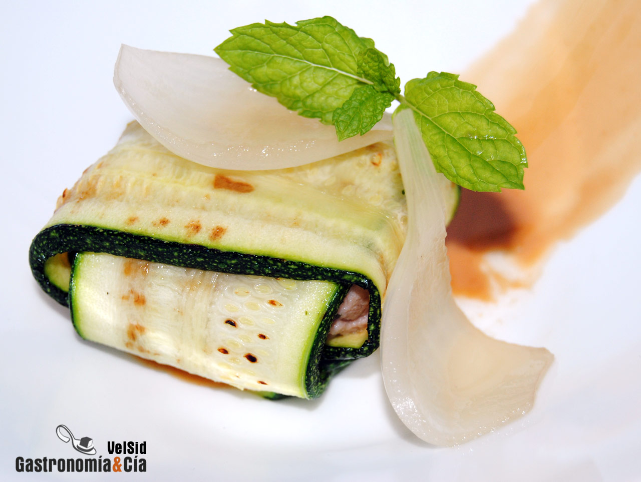 Ravioli de cordero con infusión de hierbabuena