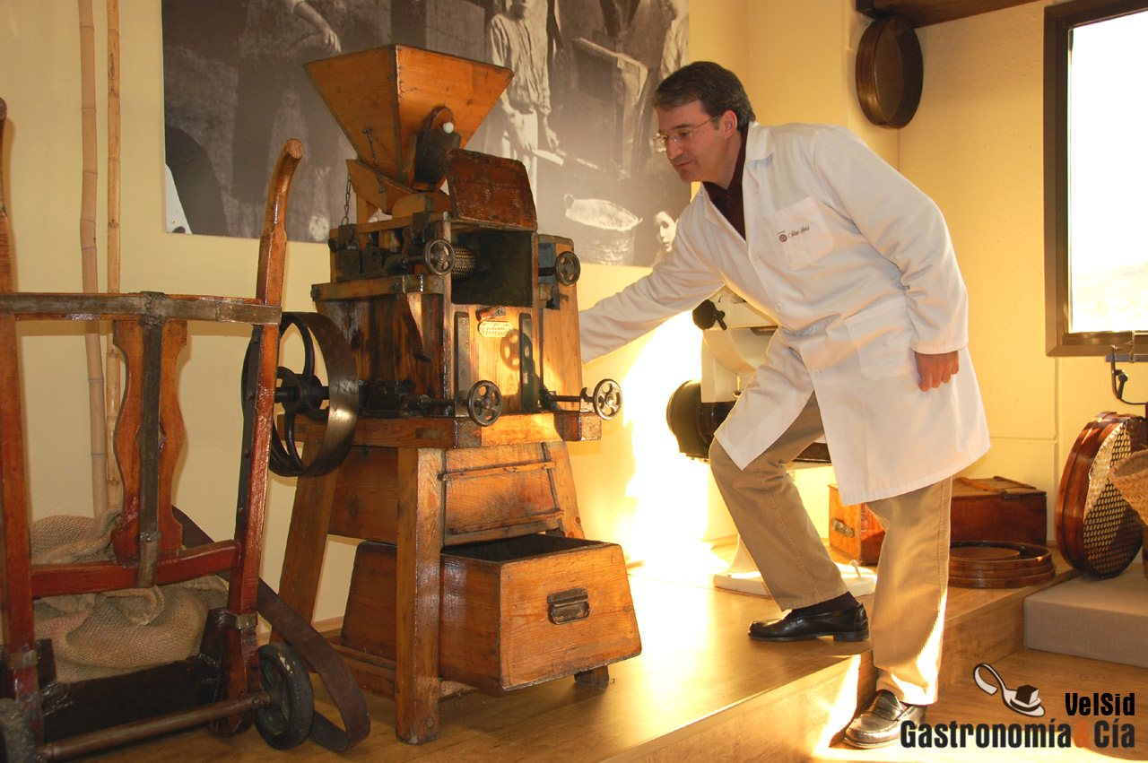 Refinadora de frutos secos