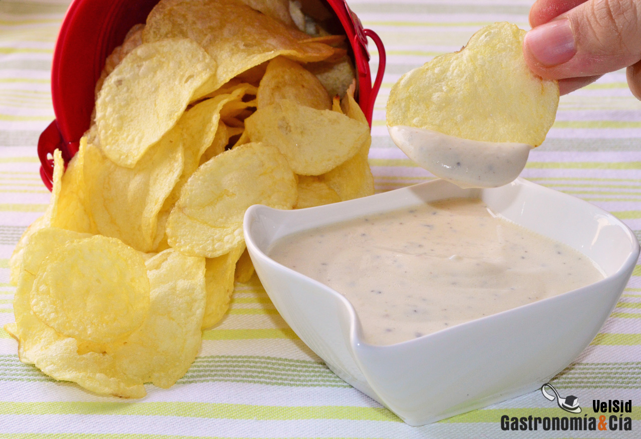 Salsa de queso y pimienta para patatas chips