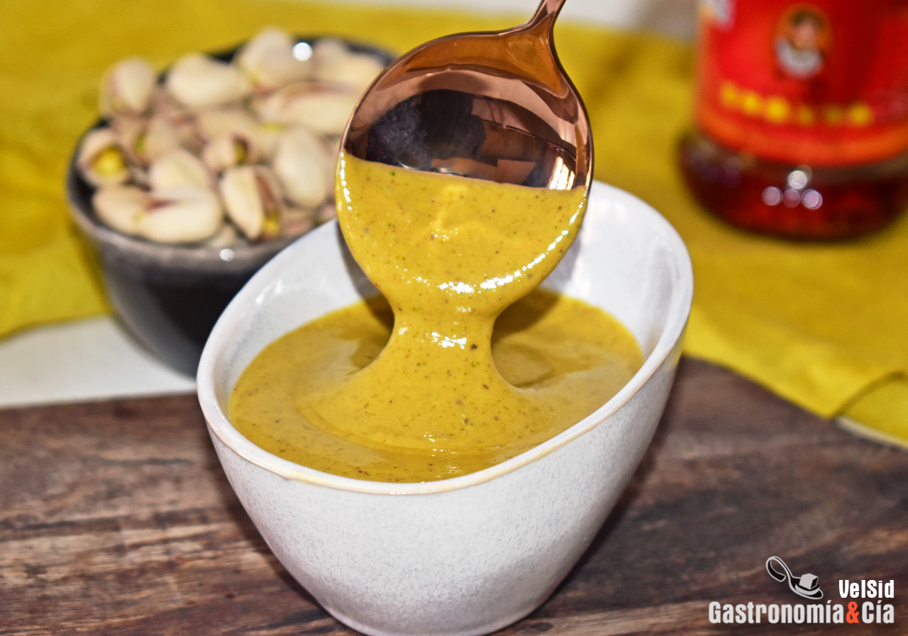 Salsa satay de pistachos