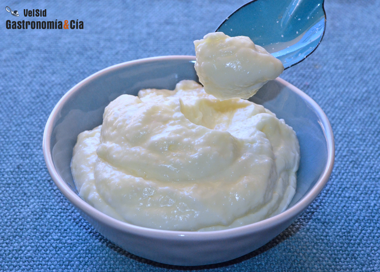 Salsa toum, salsa de ajo libanesa