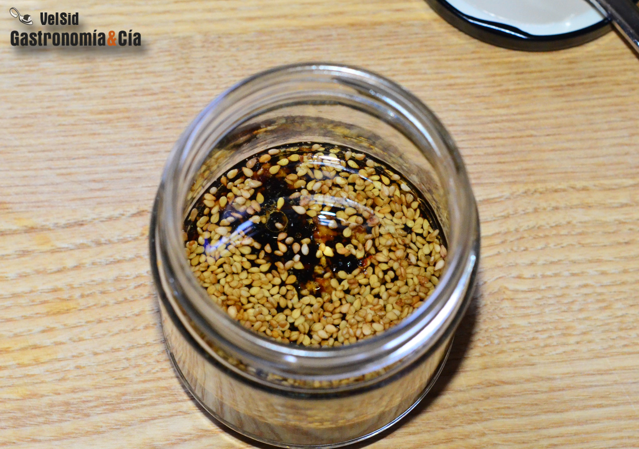 Salsa para mojar gyozas o empanadillas japonesas