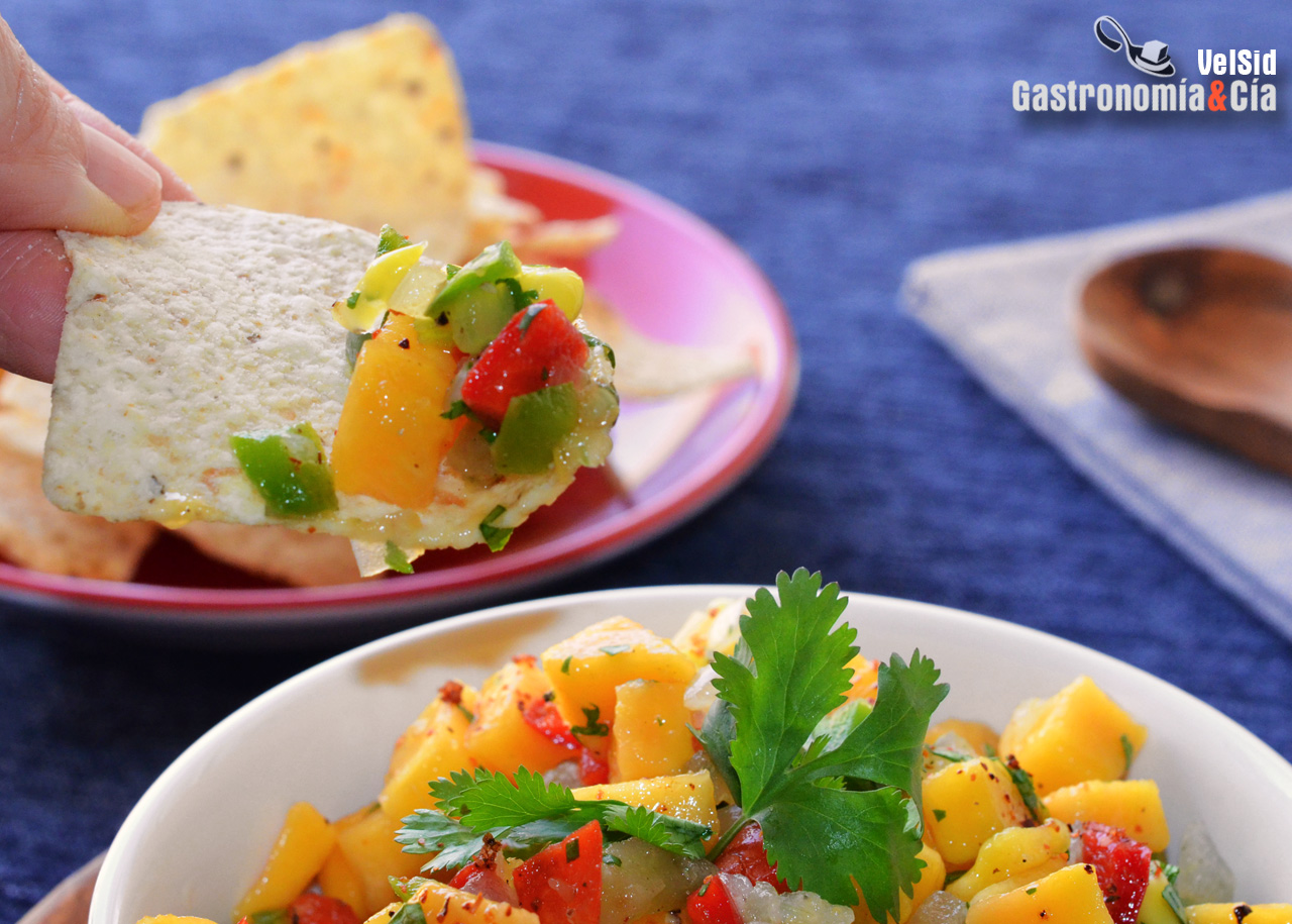 Salsa de papaya, cilantro y lima